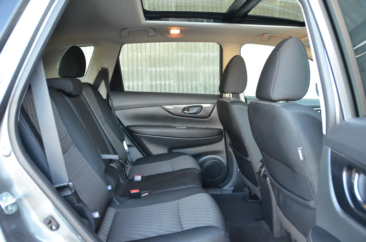Nissan Rogue снимка Nissan Rogue