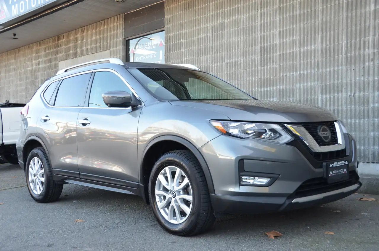 Nissan Rogue снимка Nissan Rogue
