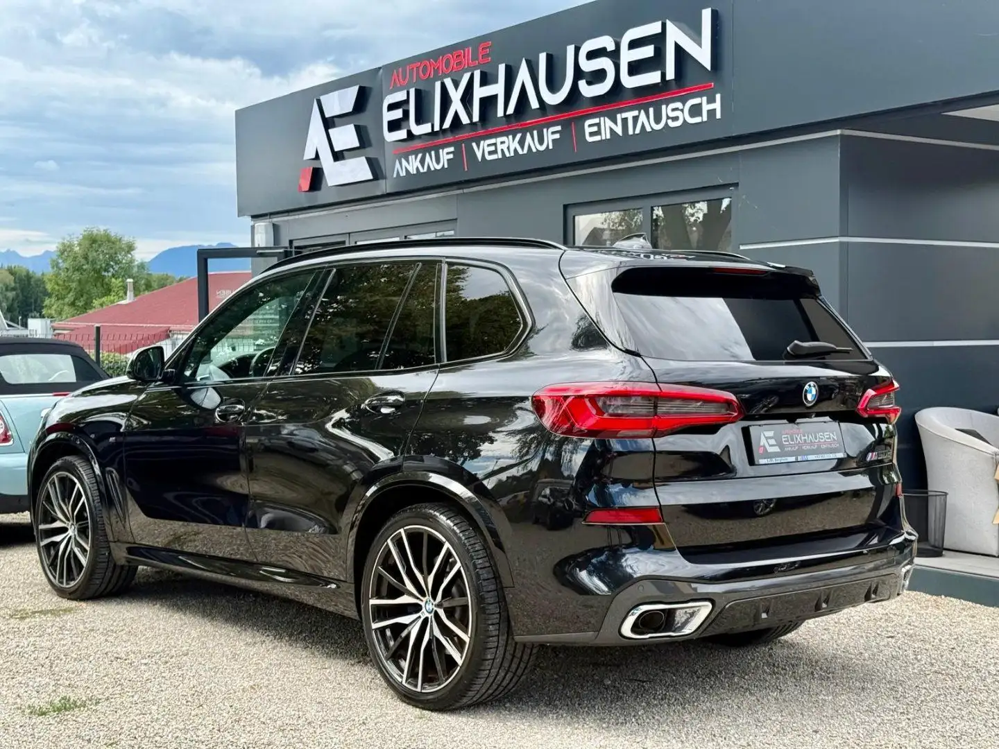 BMW X5 xDrive30d M-Paket / M-Sport Schwarz - 2