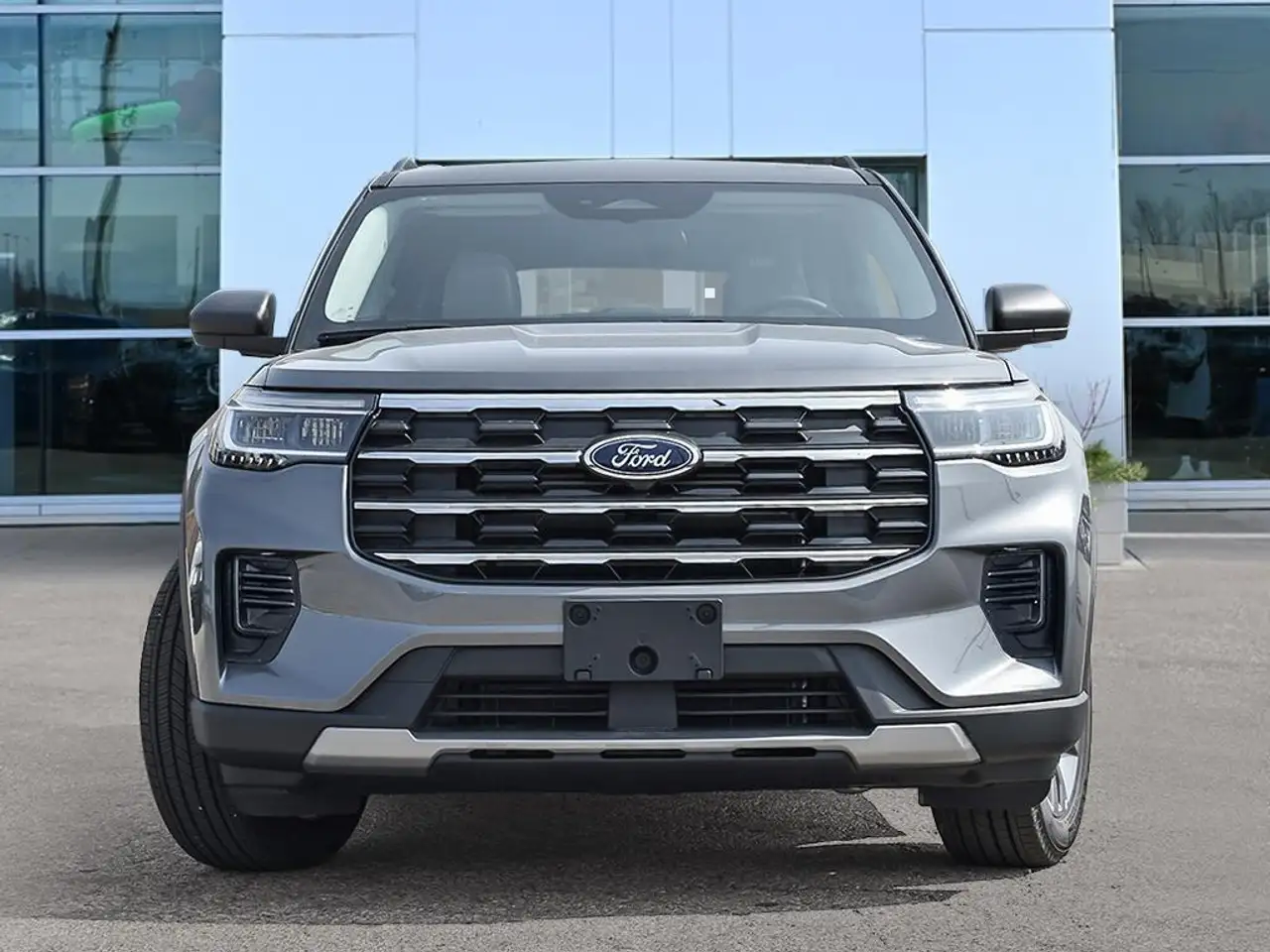 Ford Explorer снимка Ford Explorer