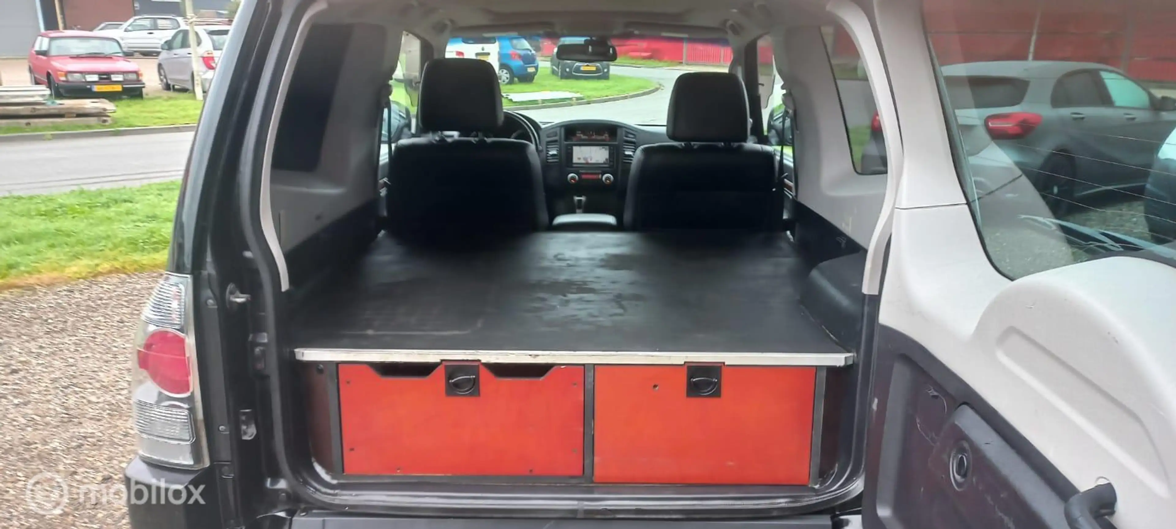 Mitsubishi Pajero 3.2 DI-D Instyle High Roof VAN/GRIJSKENTEKEN — photo 9