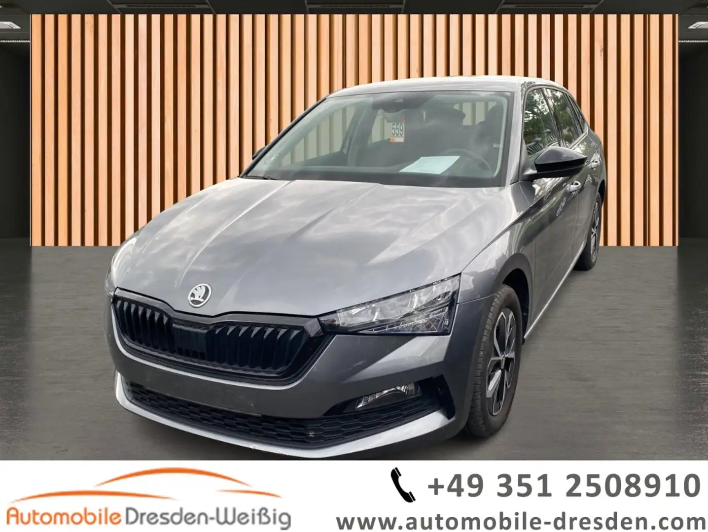 Skoda Scala 1.0 TSI DSG Blackline*SmartLink*LED*DAB* Grau - 1