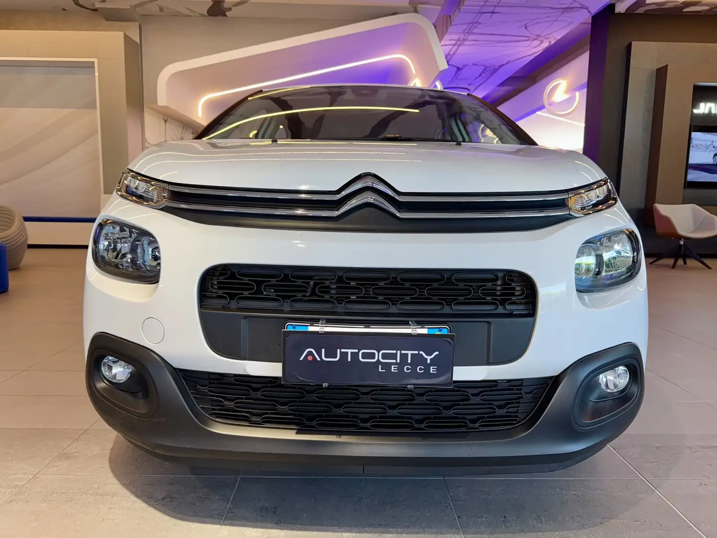 Citroen C3 1.2 PURETECH SeS FEEL 83CV BENZ Bianco - 2