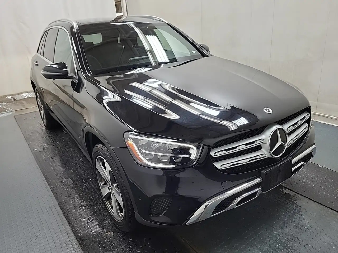 2022 Mercedes-Benz GLC