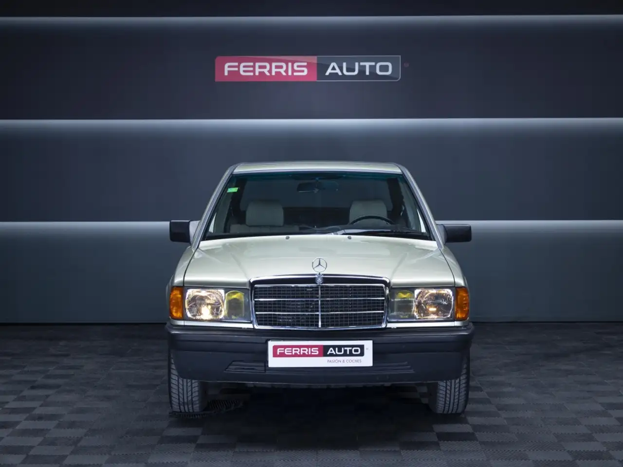 Mercedes-Benz 190E 2.0, foto 3