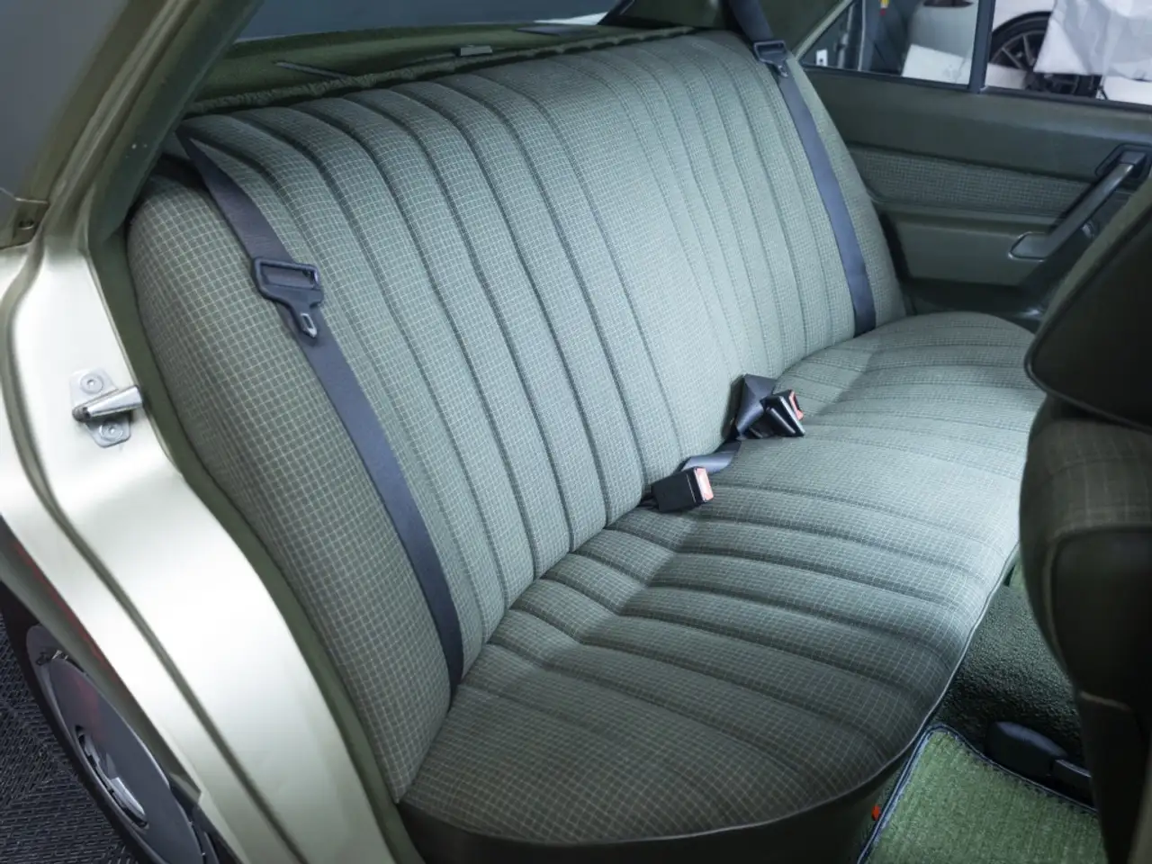 Mercedes-Benz 190E 2.0, foto 7