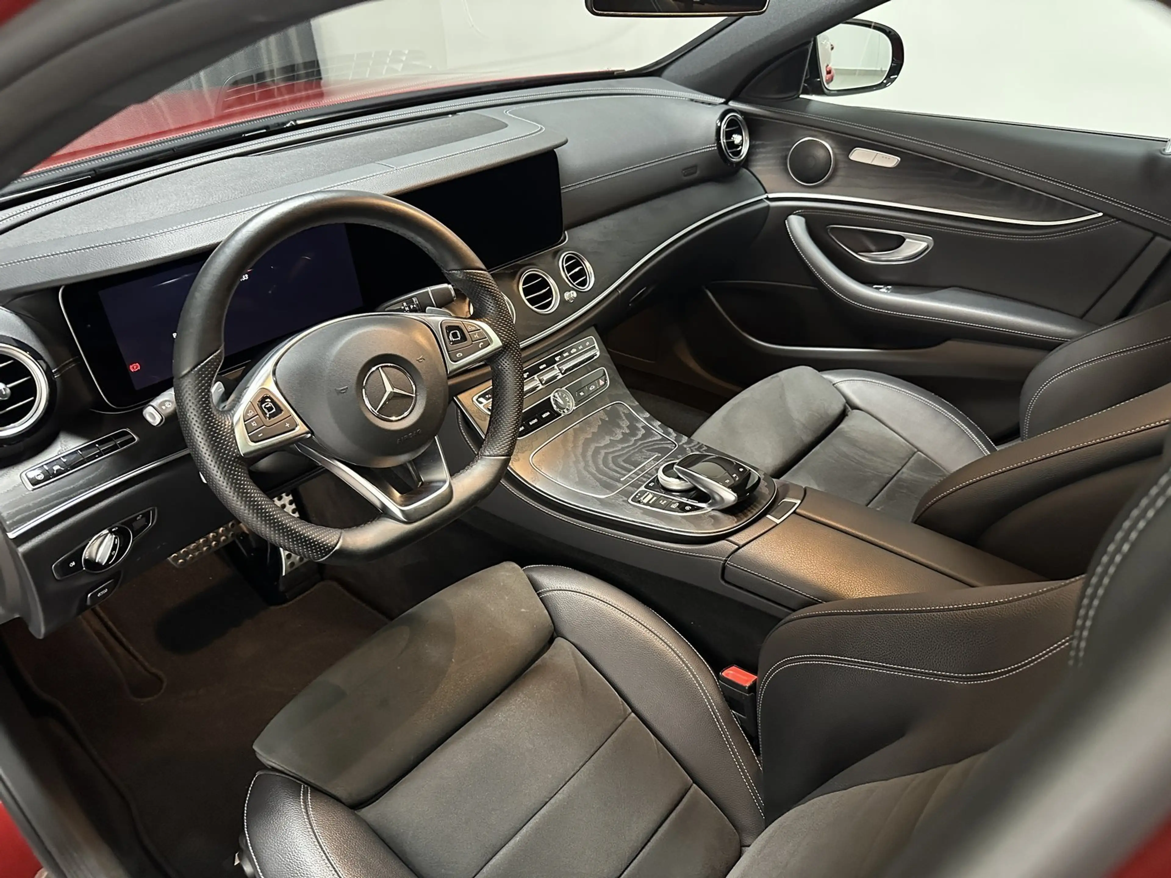 Mercedes-Benz E 400 4M AMG Night GlasSD/Dist/360°/MuBeam/Coman — photo 7