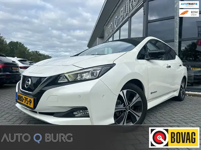 Nissan Leaf Acenta 40 kWh | Stoel\ Stuur verw | H&K Audio | Na