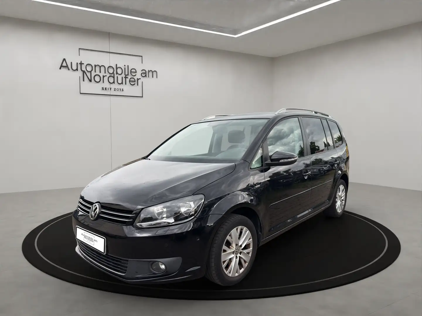 Volkswagen Touran 1.4 TSI Life-2Hand-Scheckheft-Navi-AHK-PDC-Sitzhei Schwarz - 1