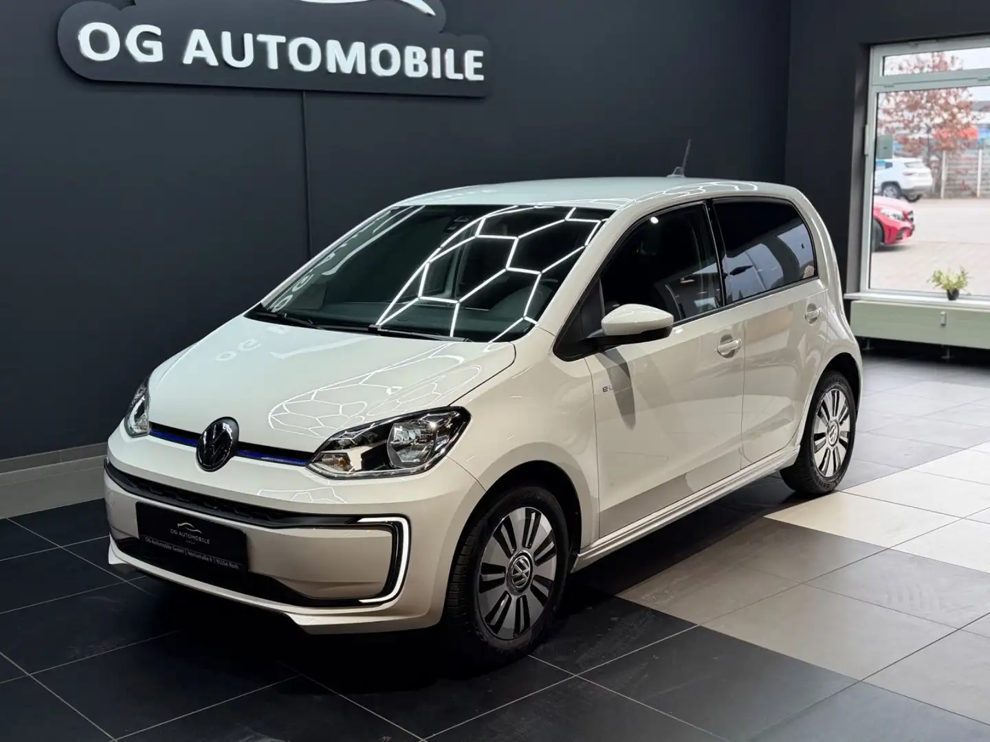 Volkswagen e-up! *SITZHEIZUNG*LED*MWST*1.HAND*AMBIENTE Weiß - 1