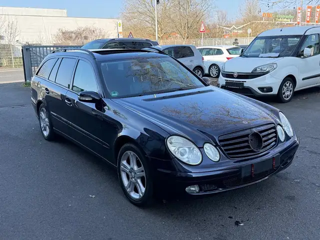Mercedes-Benz E 280 T-Modell~LEDER~SCHIEBEDACH~RFK