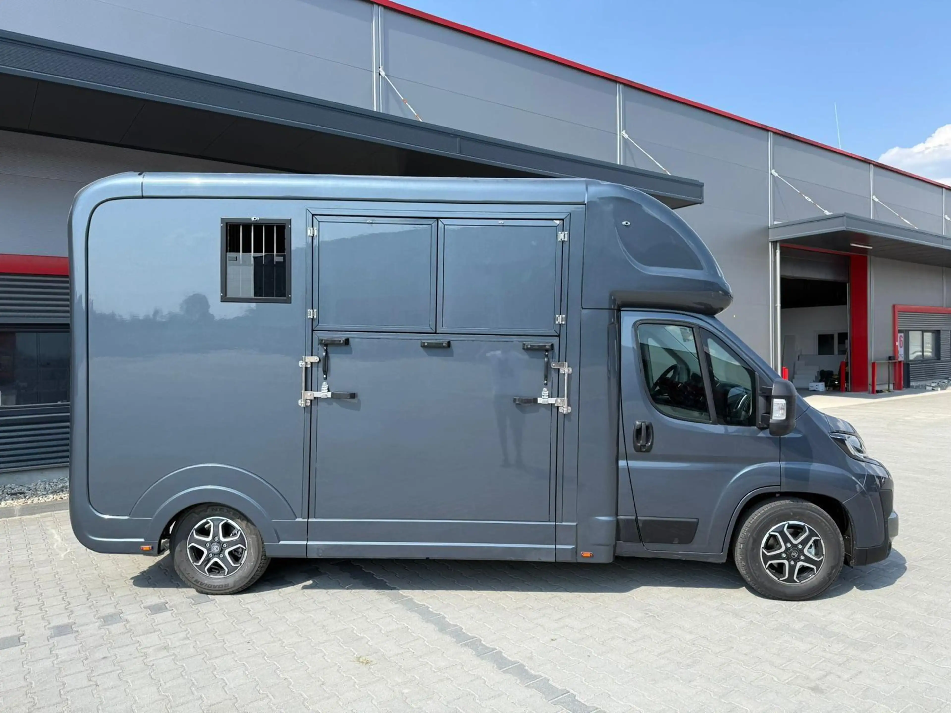 Citroen Jumper Pferdetransporter 180PS Automatik Bestellaktion — photo 4