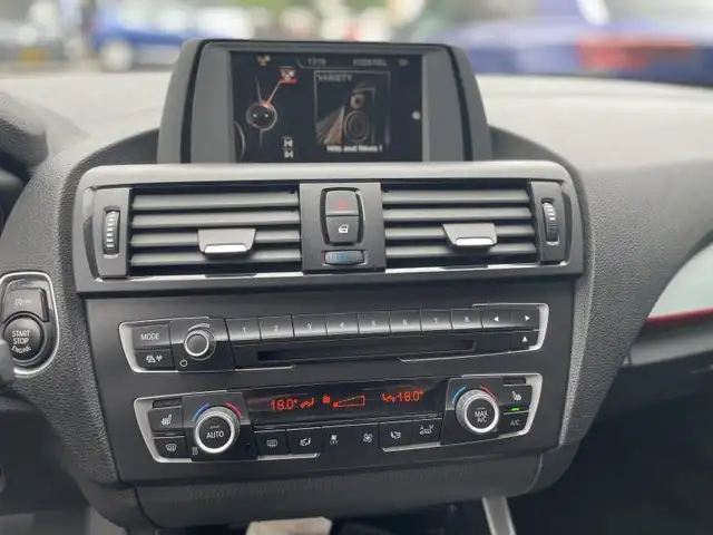 BMW 1 Series view 9