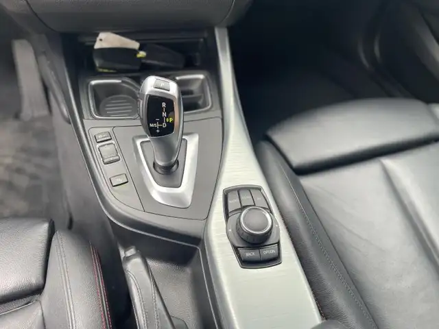 BMW 1 Series view 10