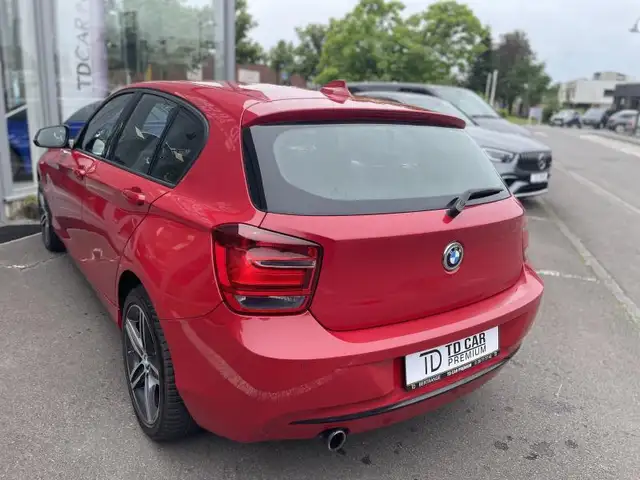 BMW 1 Series view 13