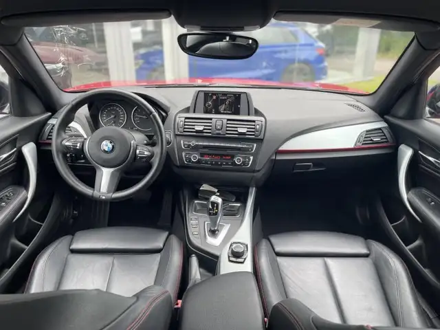 BMW 1 Series view 12