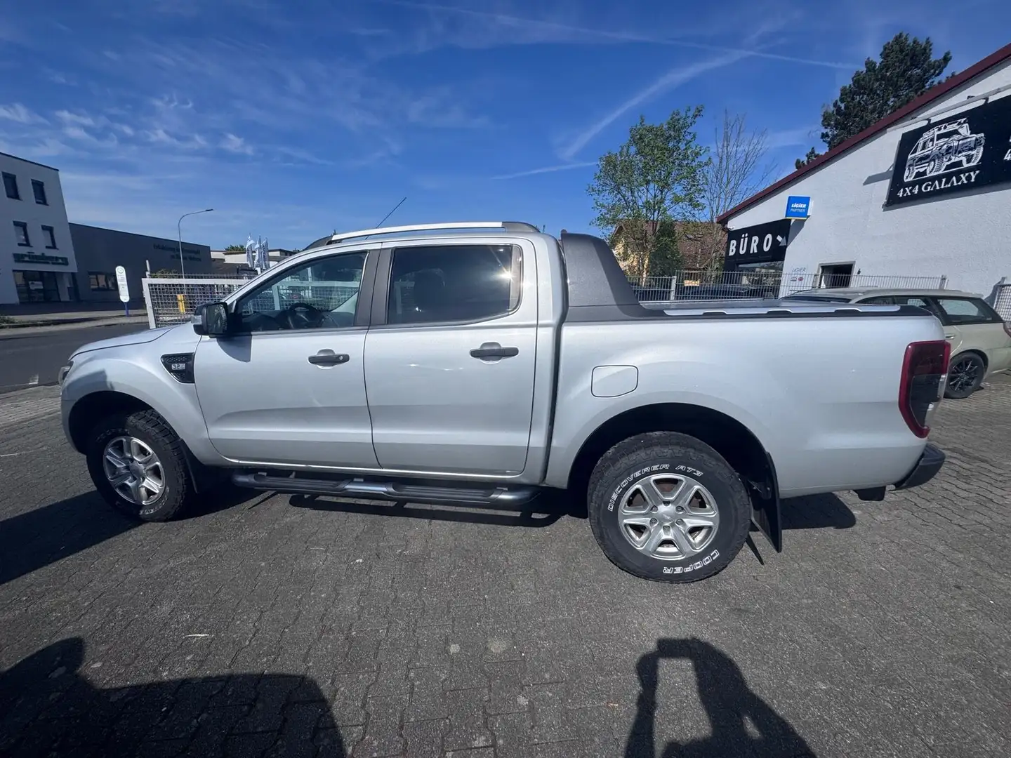 Ford Ranger Wildtrak Doppelkabine 4x4 Argintiu - 2