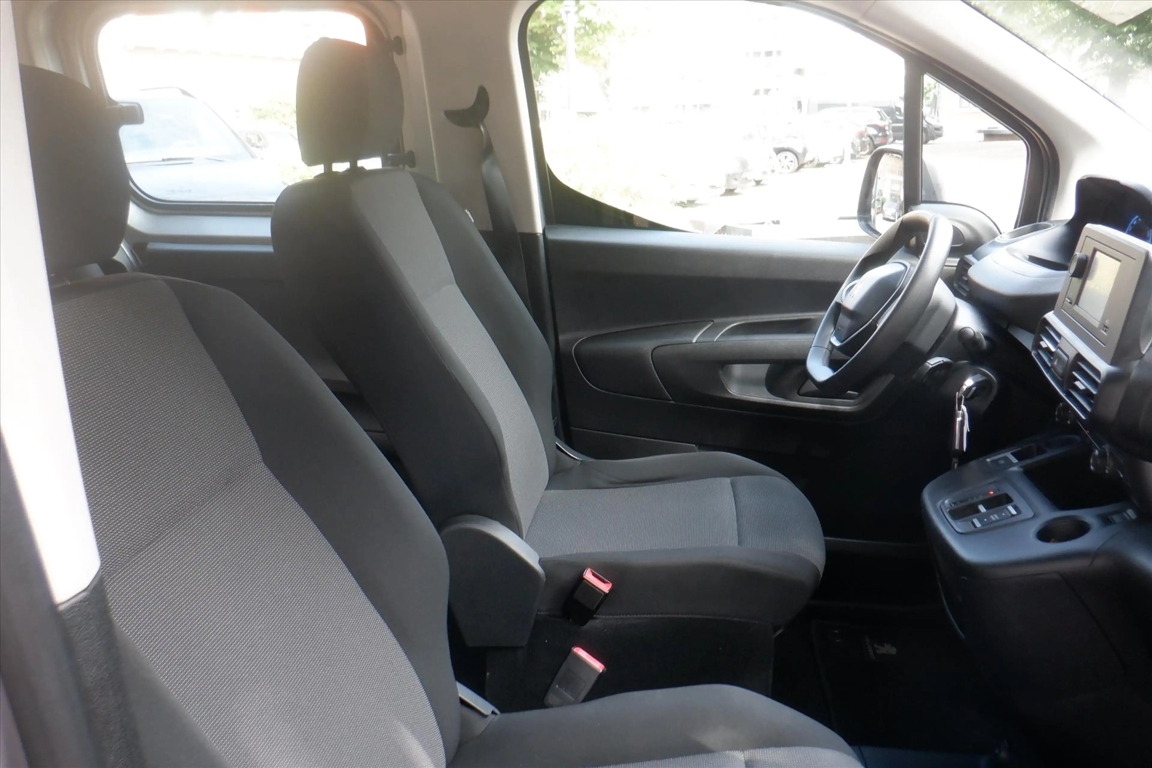 Peugeot e-Rifter 50kWh 136pk Active Pack - CRUISE CONTROL -BOVAG — photo 14