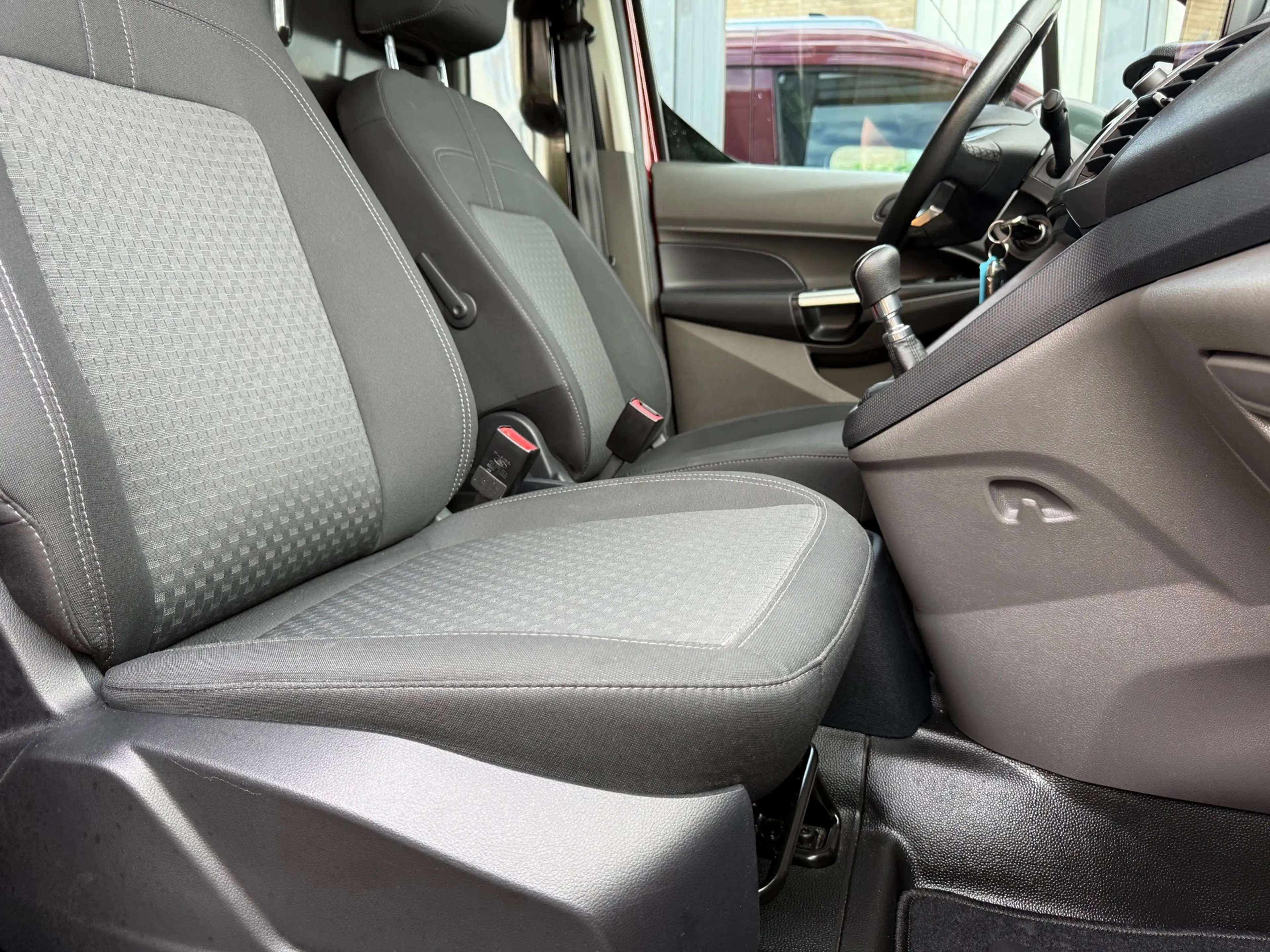 Ford Transit Connect 1.0 benzine metallic L2 all-in prijs — photo 17