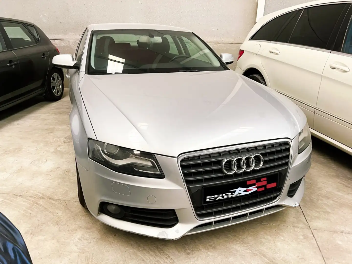 Audi A4 Avant 2.0TDI quattro DPF 143 Gris - 2