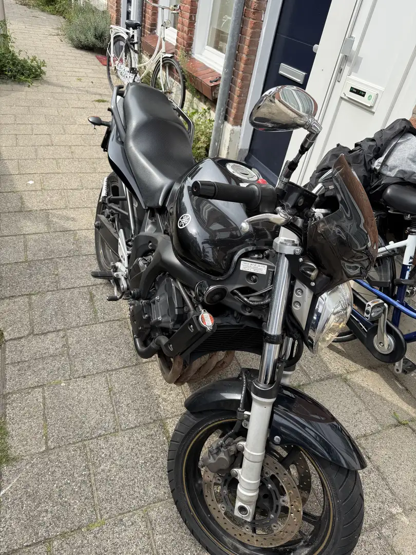 Yamaha FZ 6 Naked Zwart - 1