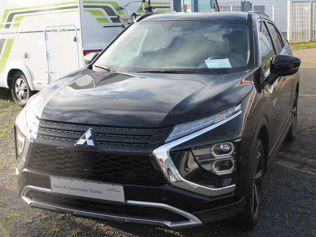 Imagine Mitsubishi Eclipse Cross Plug-in Hybrid PLUS 2.4 MIVEC 4WD