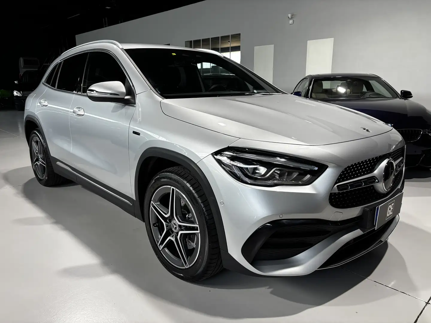 Mercedes-Benz GLA 250 GLA-H247 2020 e phev (eq-power) Premium auto Argento - 2