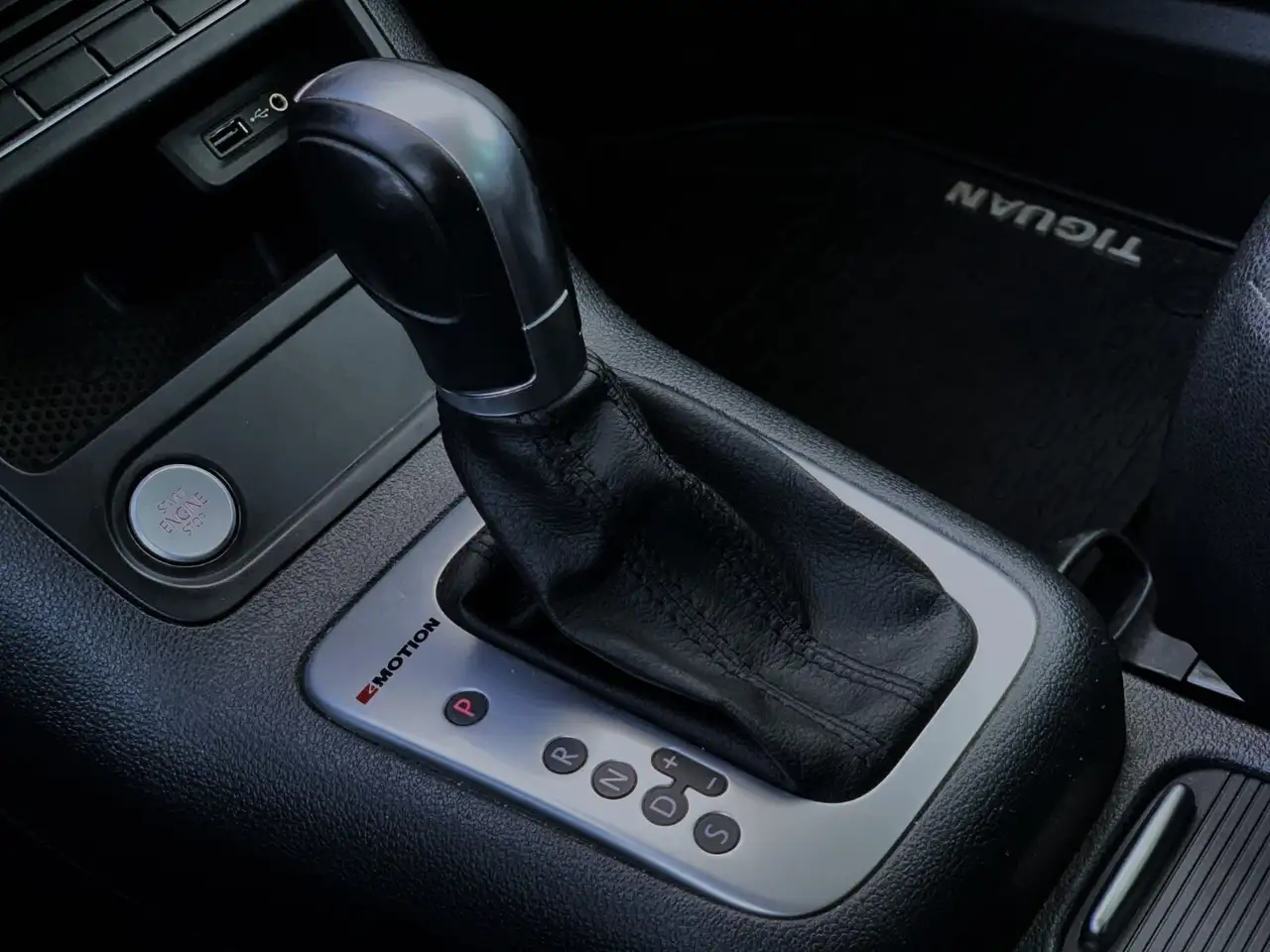 Volkswagen Tiguan снимка Volkswagen Tiguan