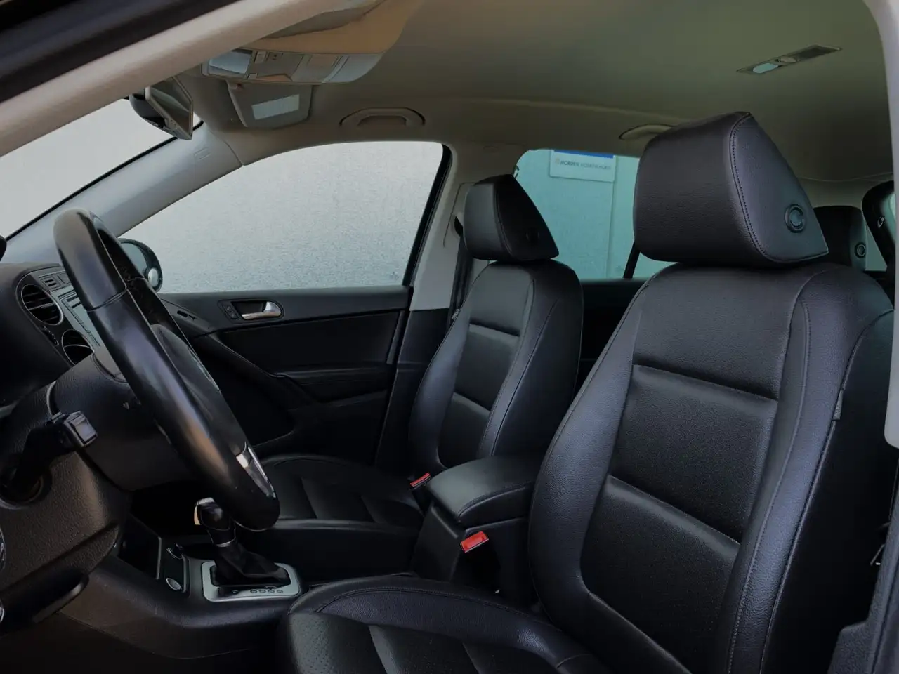 Volkswagen Tiguan снимка Volkswagen Tiguan