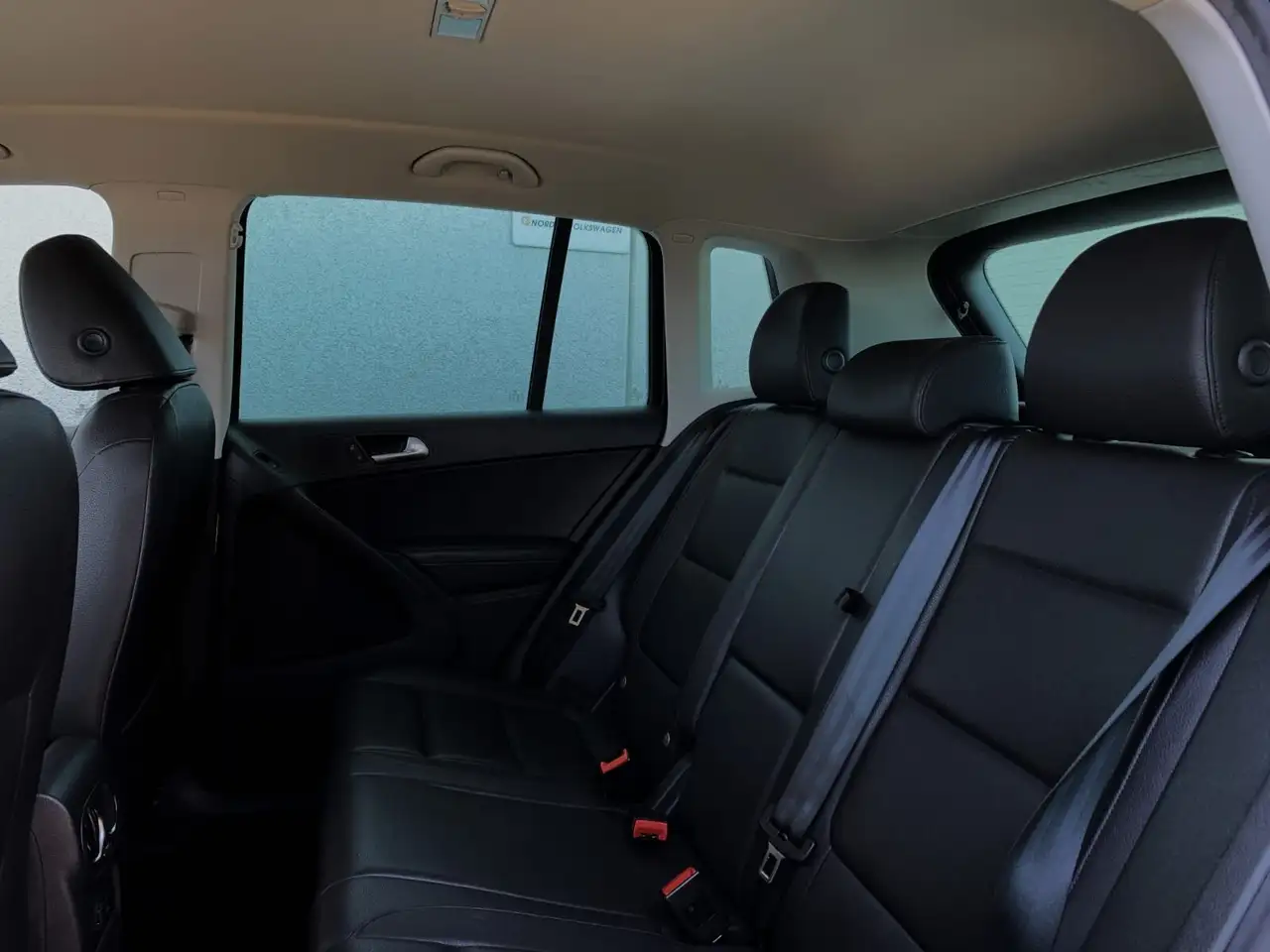 Volkswagen Tiguan снимка Volkswagen Tiguan