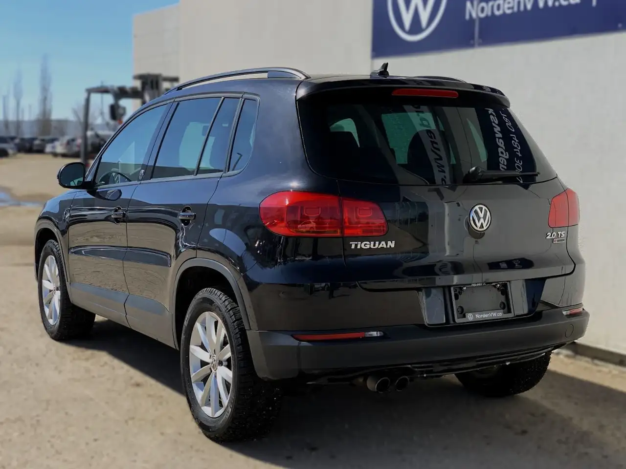 Volkswagen Tiguan снимка Volkswagen Tiguan