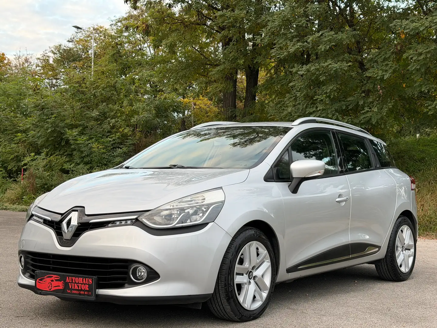 Renault Clio Luxe*12 monate garantie* Gris - 2