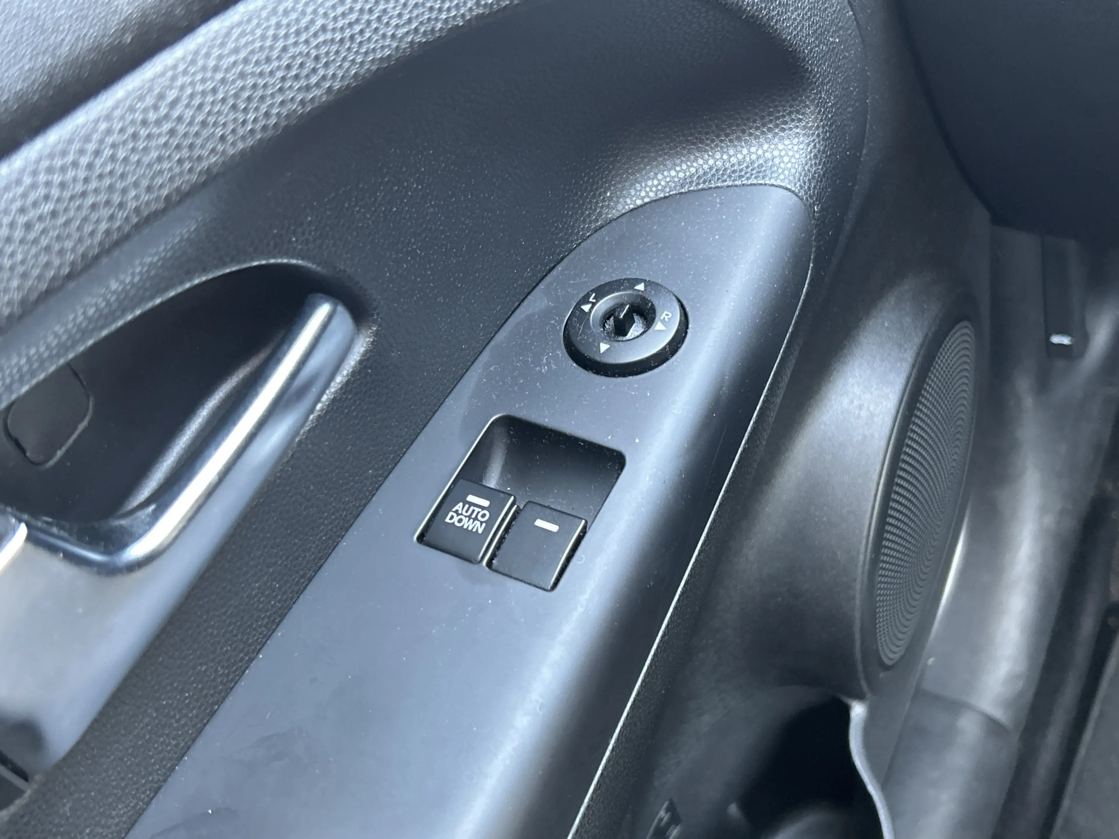 Kia Venga 1.4 CVVT DynamicPLusLine — photo 11
