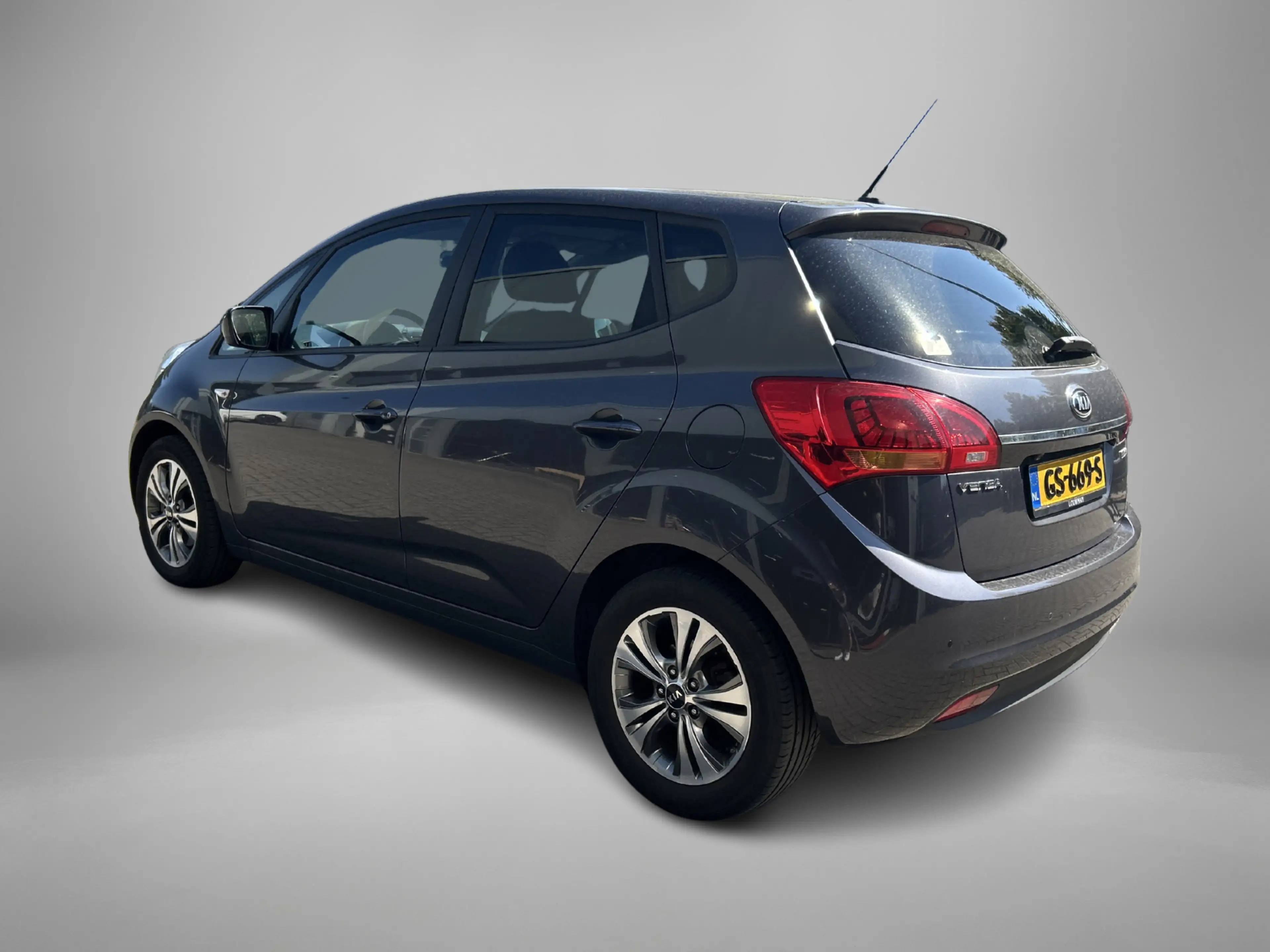Kia Venga 1.4 CVVT DynamicPLusLine — photo 4