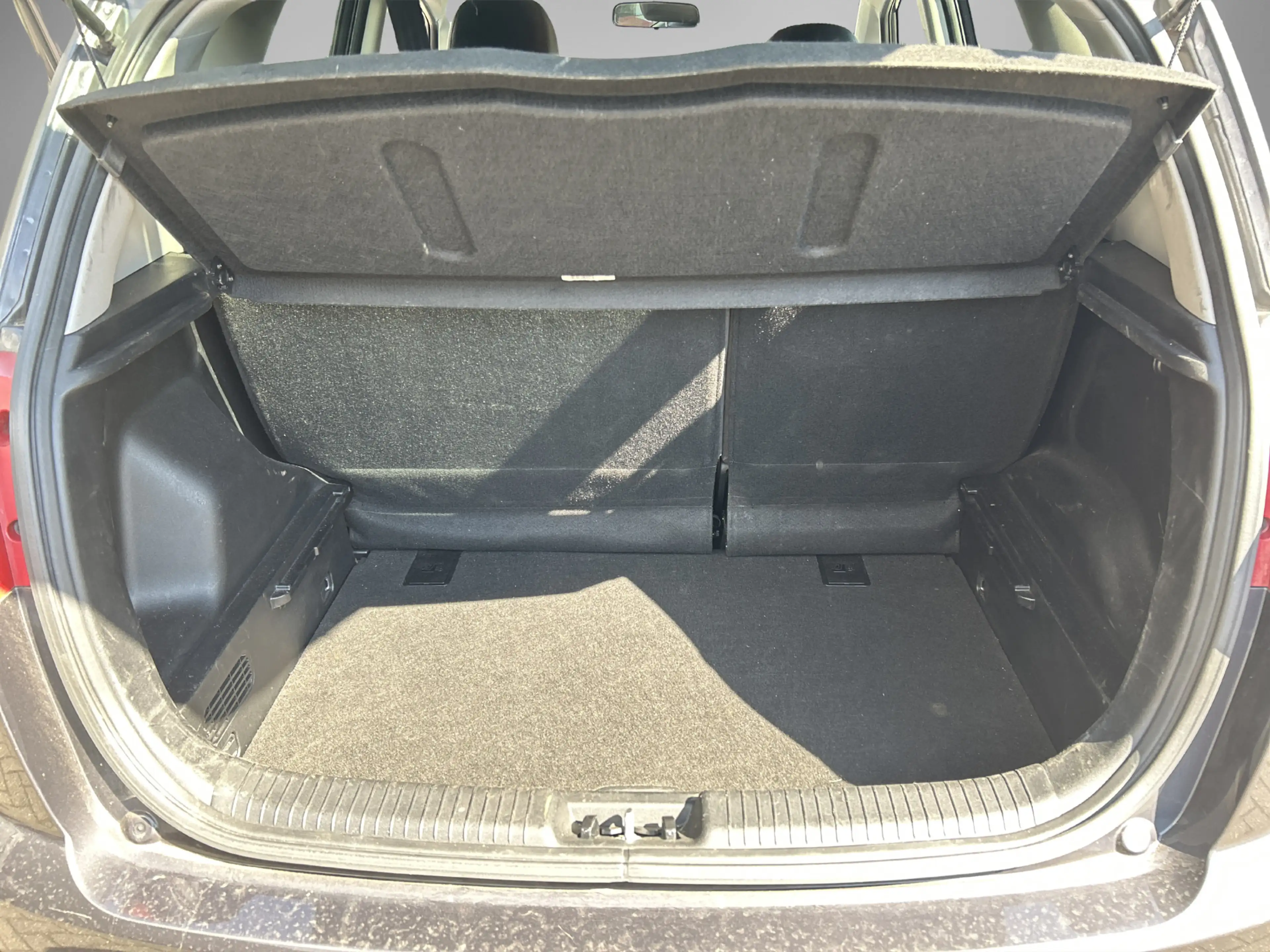 Kia Venga 1.4 CVVT DynamicPLusLine — photo 12