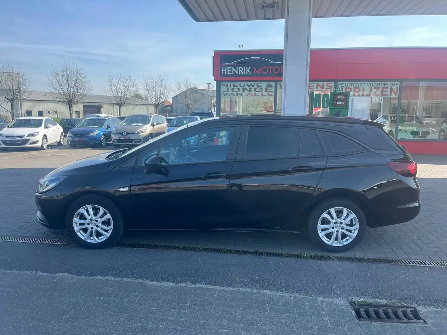 Opel Astra 1.6 D Sports Tourer •NAVI• •LED• •GARANT - 2
