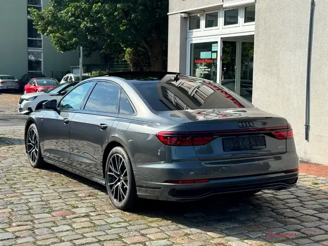 Audi A8 view 6