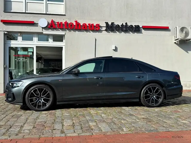 Audi A8 view 7