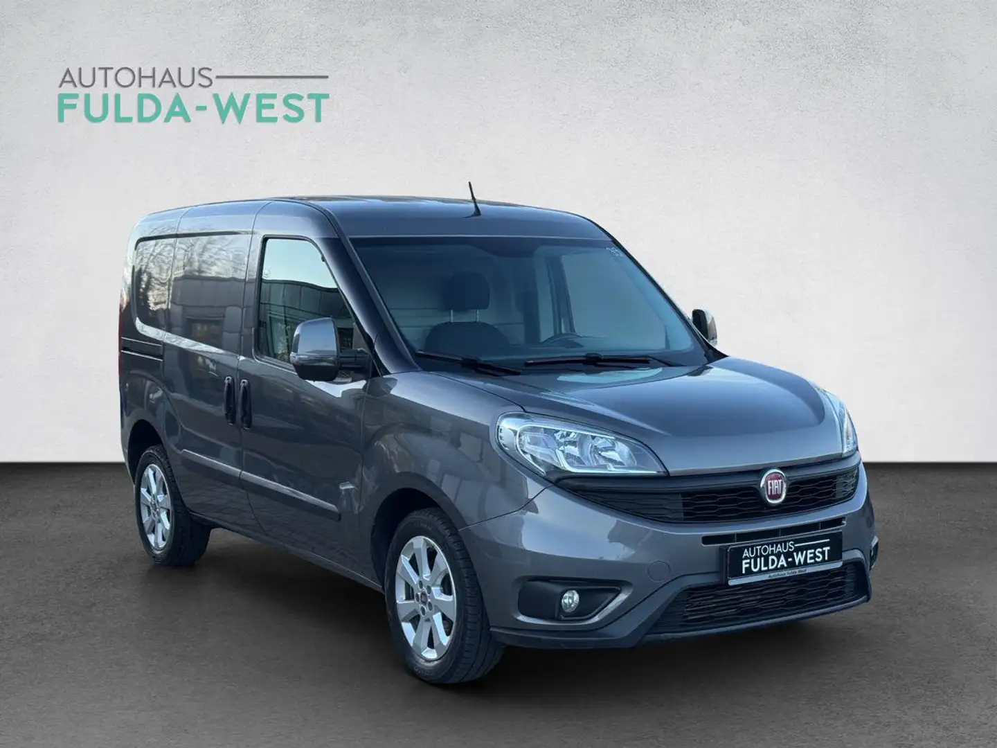 Fiat Doblo 1.6 JTDM SX Kasten Klima Navi Einparkhilfe Gris - 2