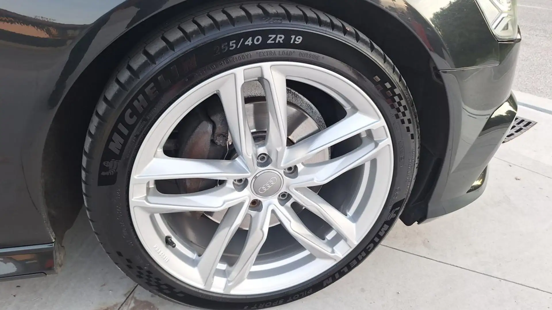 Audi A6 Avant 2.0 TDI 190 CV  S tronic S LINE II N°GA723 Noir - 2