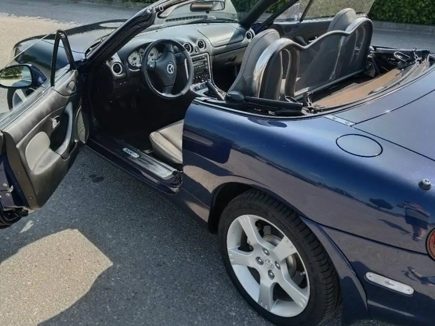 Mazda MX-5 MX-5 1,6i Blau - 1
