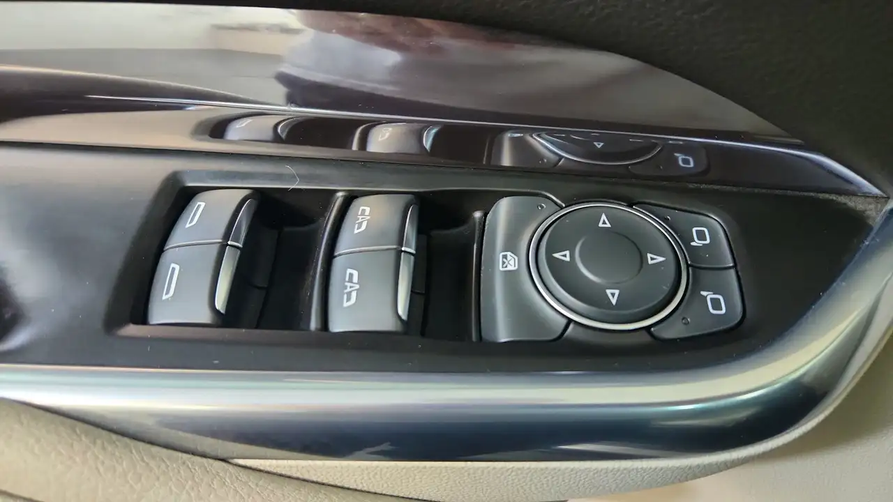 Cadillac XT4 снимка Cadillac XT4