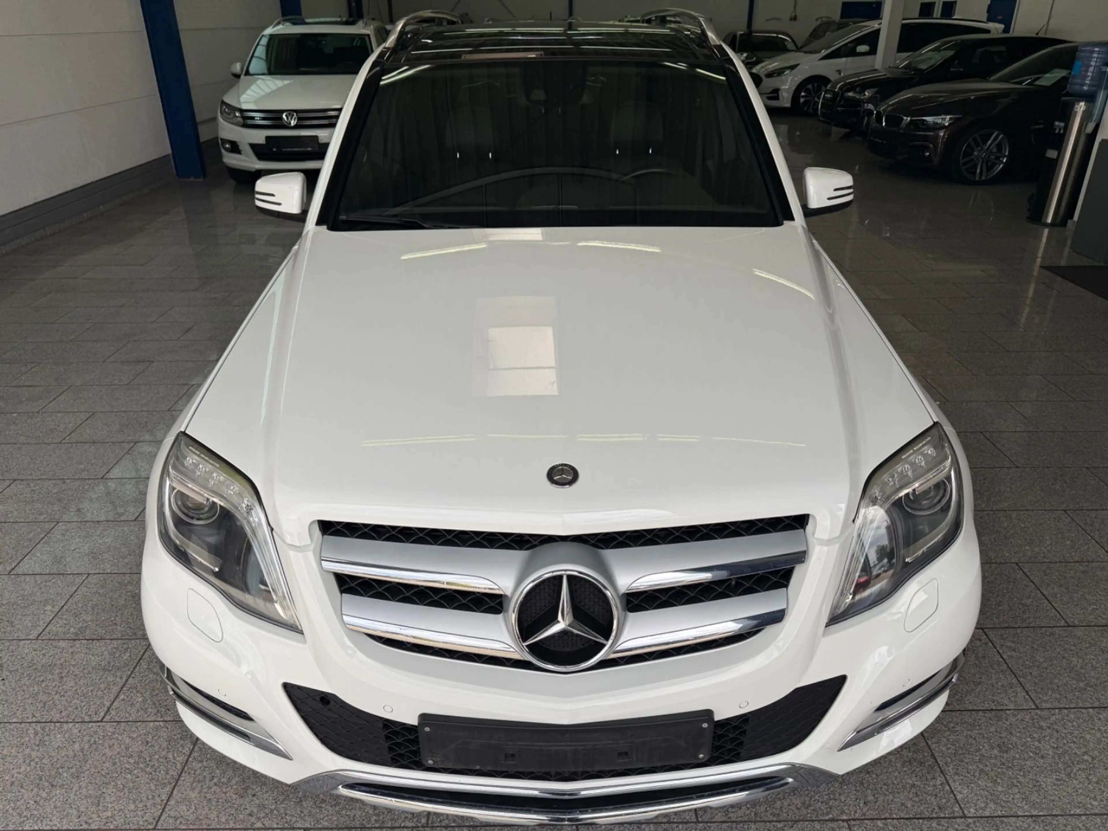 Mercedes-Benz GLK 220 CDI*4M*AUT*PAN*BI-XN*CAM*NAV*AHK*LED*TMP — photo 3
