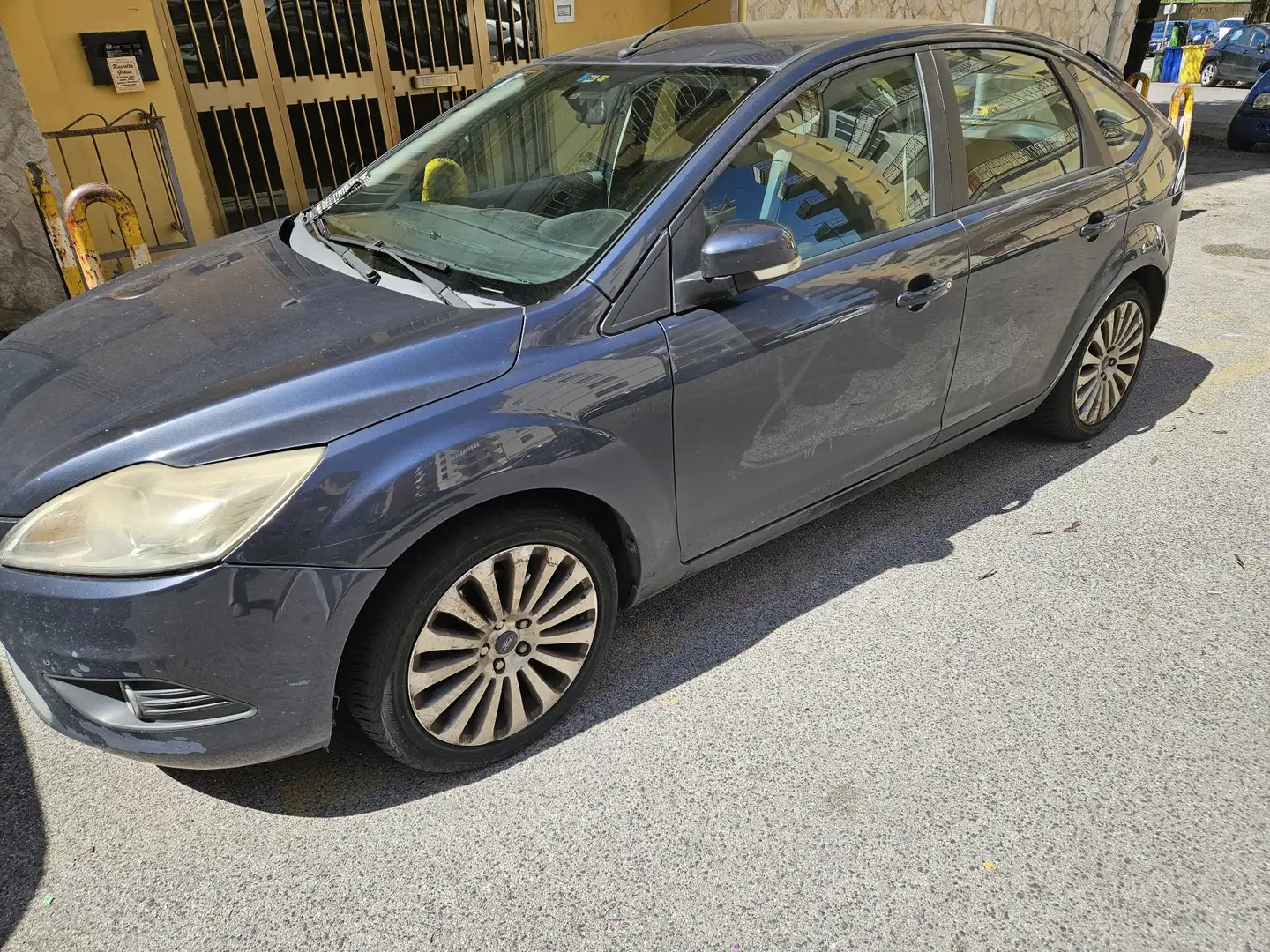 Ford Focus 5p 2.0 Titanium Gpl 145cv - 1