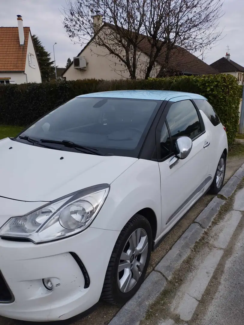 Citroen DS3 DS3 e-HDi 90 Airdream So Chic Blanc - 2