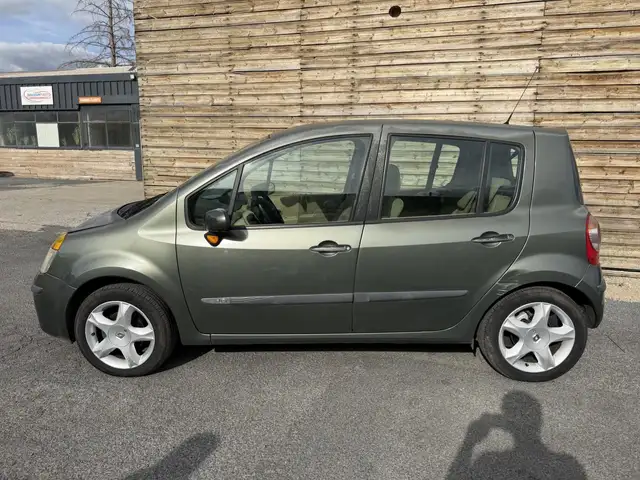 Renault Modus view 2