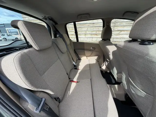 Renault Modus view 13