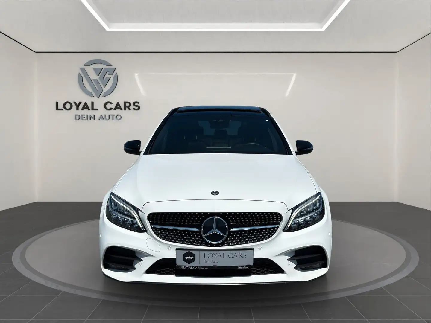 Mercedes-Benz C 220 T*AMG*Widecreen*PANO*LED*AHK*KAMERA*NIGHT* Blanc - 2