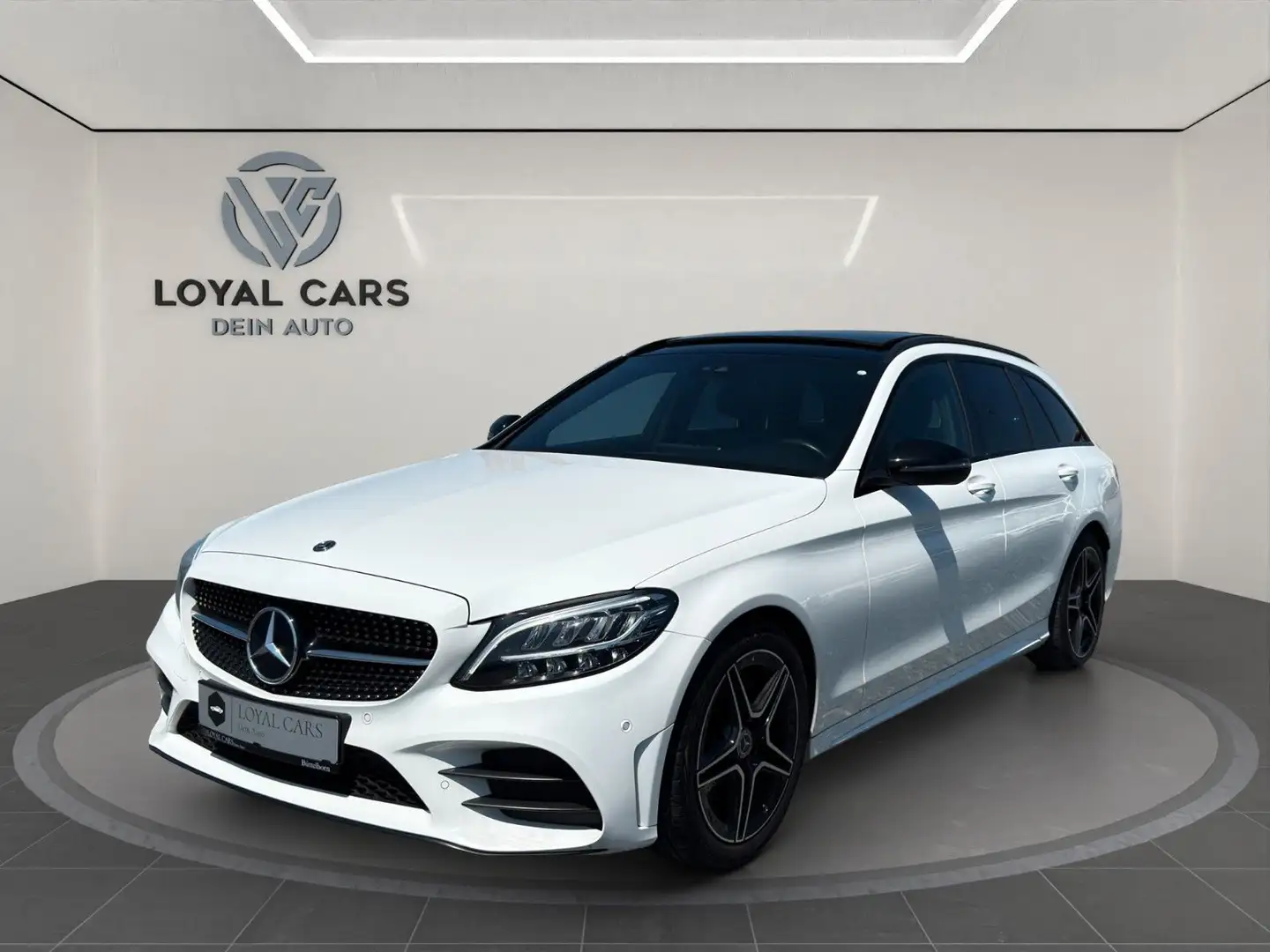 Mercedes-Benz C 220 T*AMG*Widecreen*PANO*LED*AHK*KAMERA*NIGHT* Blanc - 1