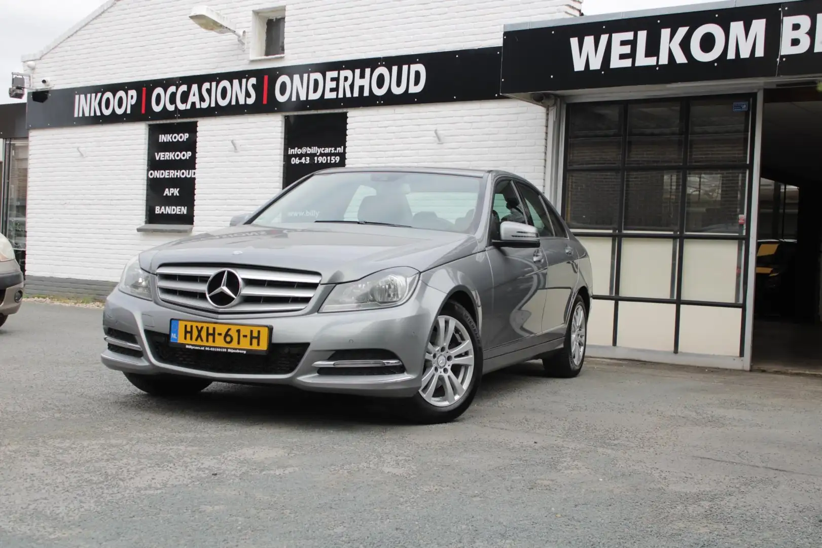 Mercedes-Benz C 200 Avantgarde Automaat / Navi / APK nieuw / CruiseCon Grau - 1